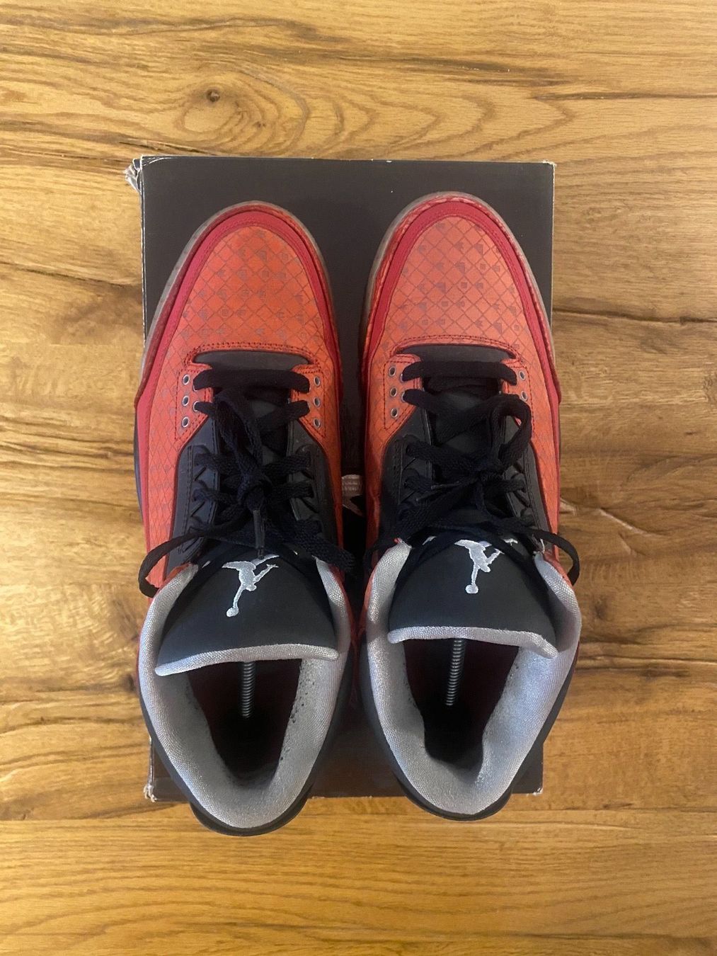 Nike Scarpe da uomo: Air Jordan 3 Retro Doernbecher – Usato da Zürich venduto da sell_my_stuff 3
