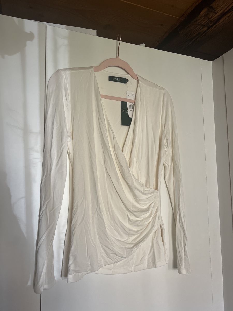 Ralph Lauren Camicette: Neu, Wickelbluse, Ralph Lauren, Grösse M – Nuovo e nell'imballaggio originale da Wolfwil venduto da Vessie