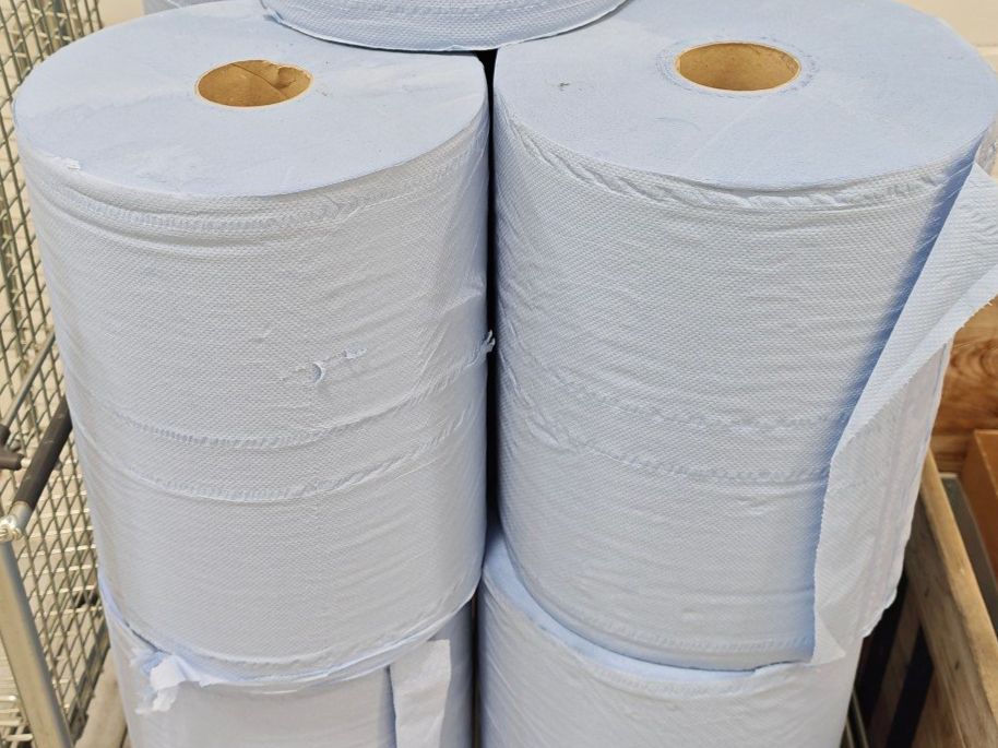 Papier: Industrierollen blau 9 Rollen 30cm Breite neu – D'occasion à Bilten par Biltner