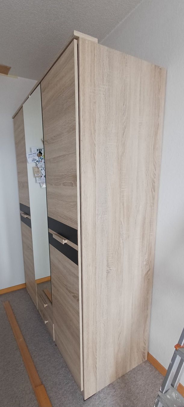 Armadi: Schrank – Usato da Bern venduto da Remo999 1