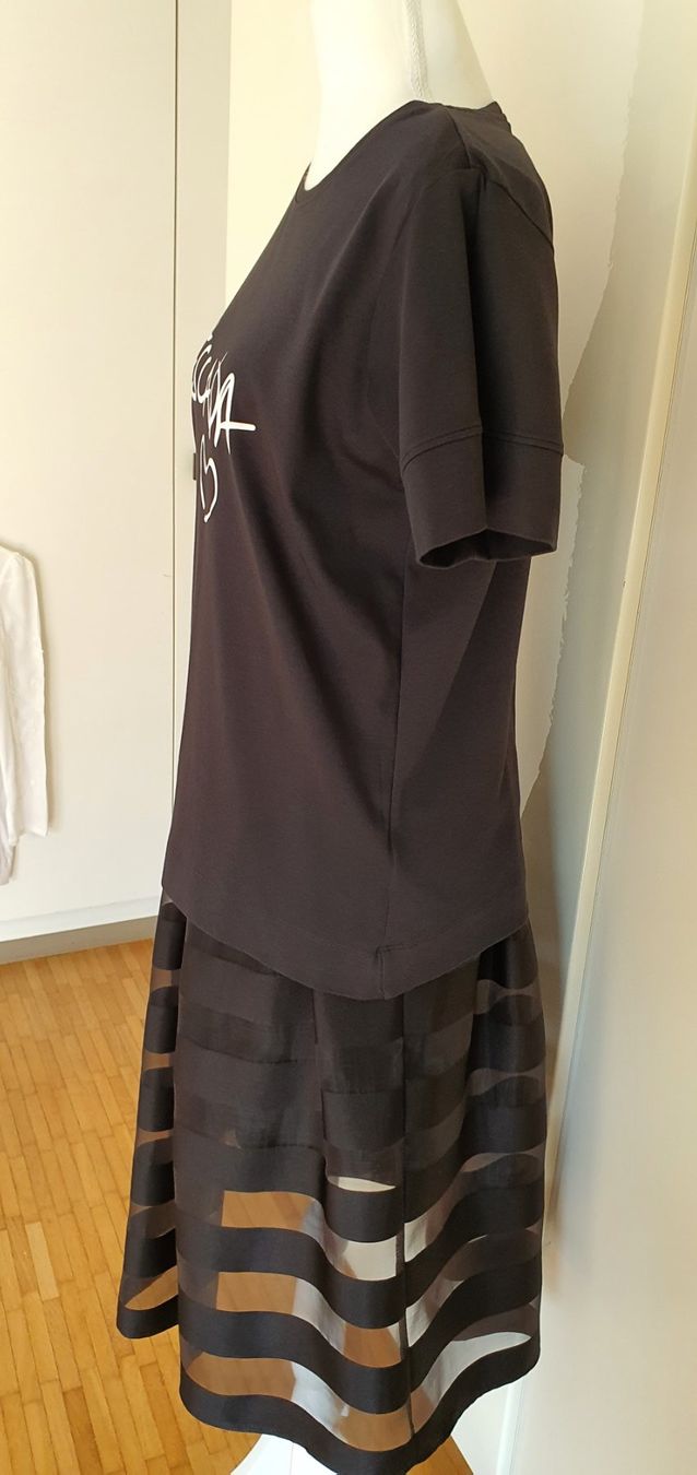 Escada T-shirt: Escada T-shirt S/M – Usato da Basel venduto da Kristal4 3