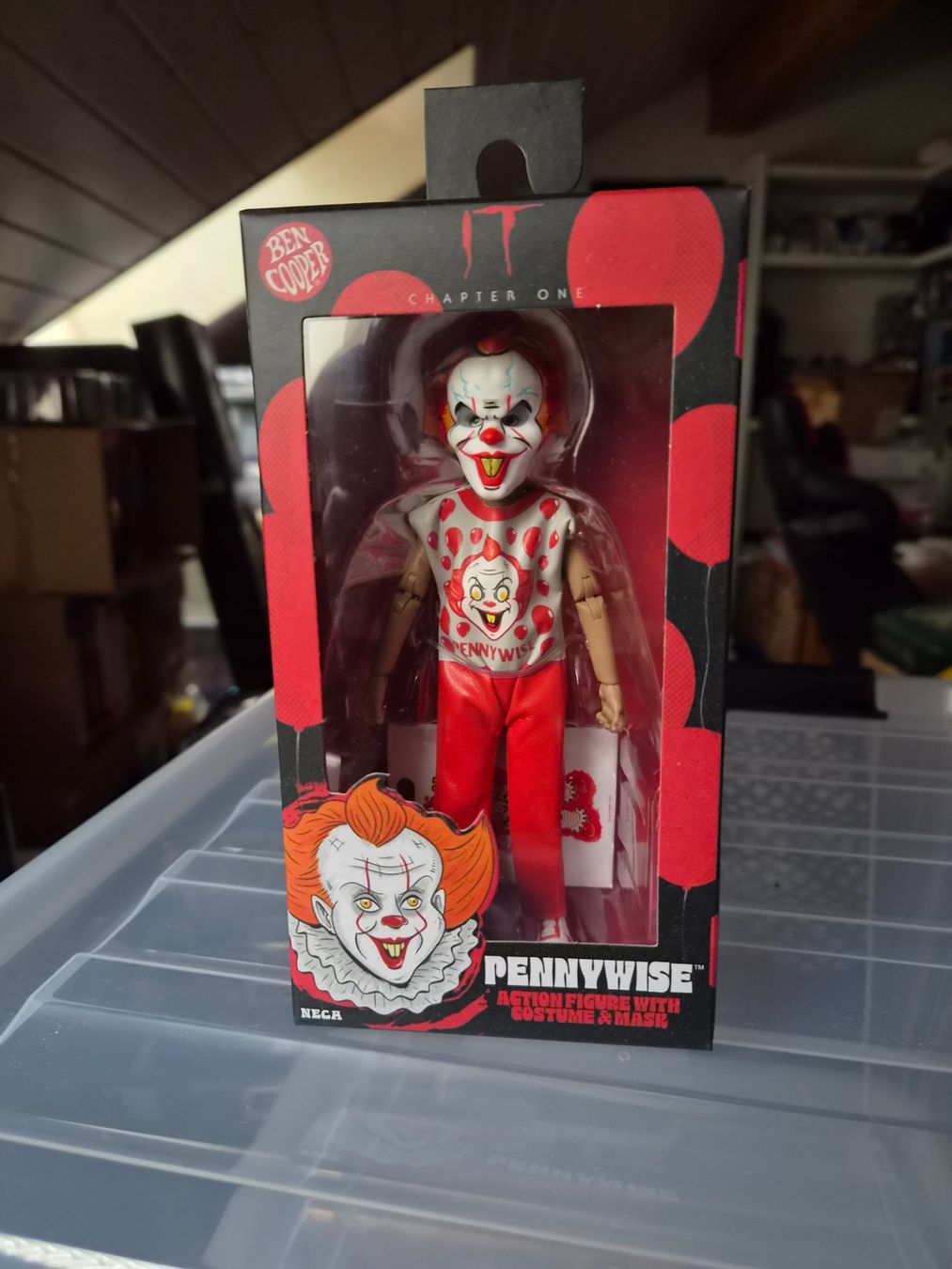Figurines: Pennywise IT NECA Figur Chapter One OVP – Neuf avec emballage d'origine à Sisseln AG par schenk-figuren
