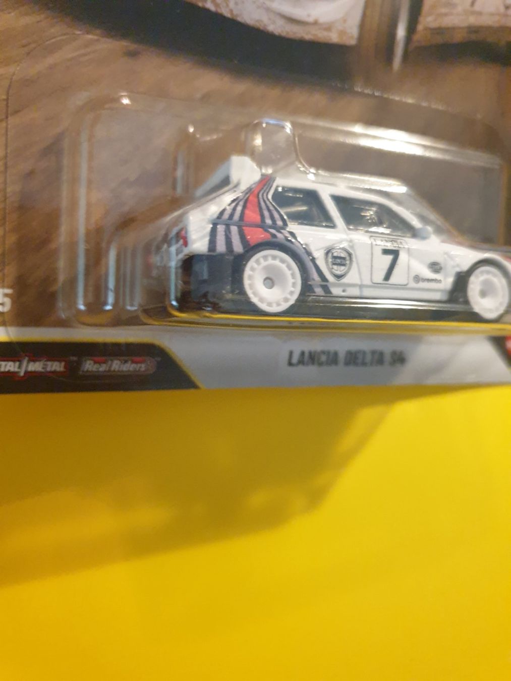 Hot Wheels Modellini d'auto: Hot Wheels LANCIA DELTA S4 – Nuovo e nell'imballaggio originale da Oftringen venduto da Rotor 3