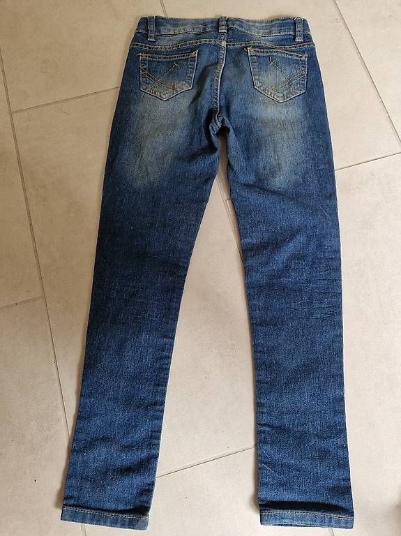 Pantaloni: Jeans, Gr  134, Hose, Hosen – Usato da Arlesheim venduto da Vera6 1