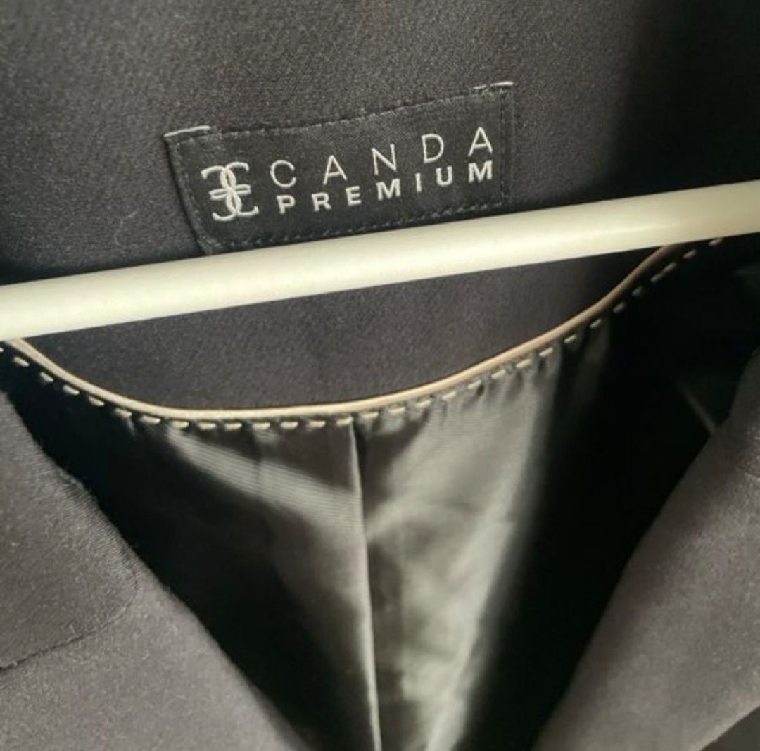 C&A Giacche: blazer 46 c&a – Usato da Giubiasco venduto da A.B00 4