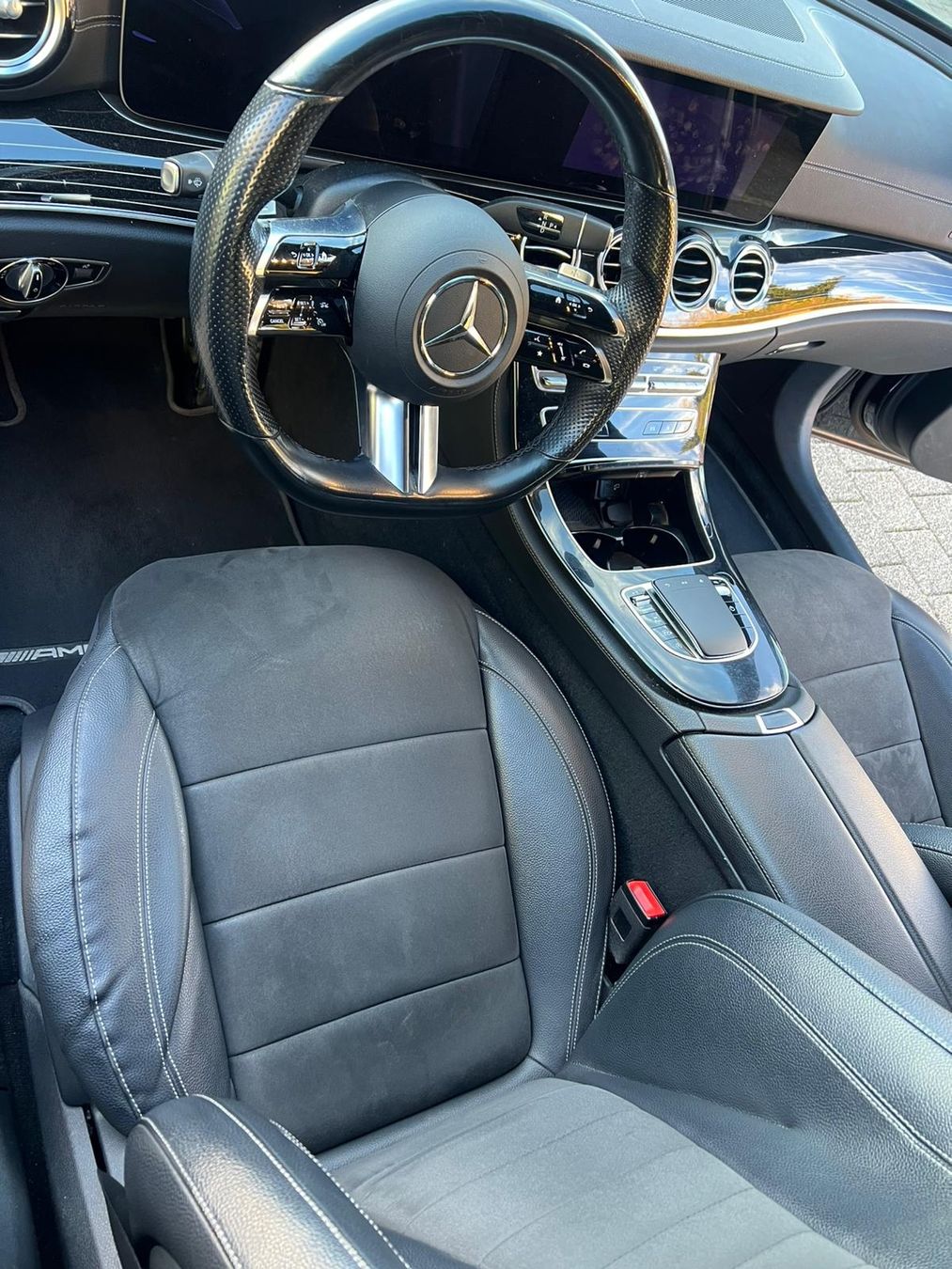 Mercedes-Benz Autos: Mercedes-Benz E220d 4Matic AMG-Line – Gebraucht aus Wetzikon ZH von tlac 5