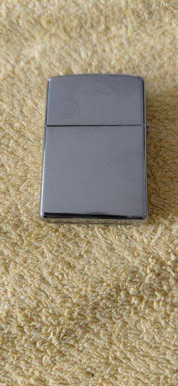 Accendini: Zippo Aquarius Sternzeichen NEU .. in OVP – Nuovo e nell'imballaggio originale da Gipf-Oberfrick venduto da Bicholino 4
