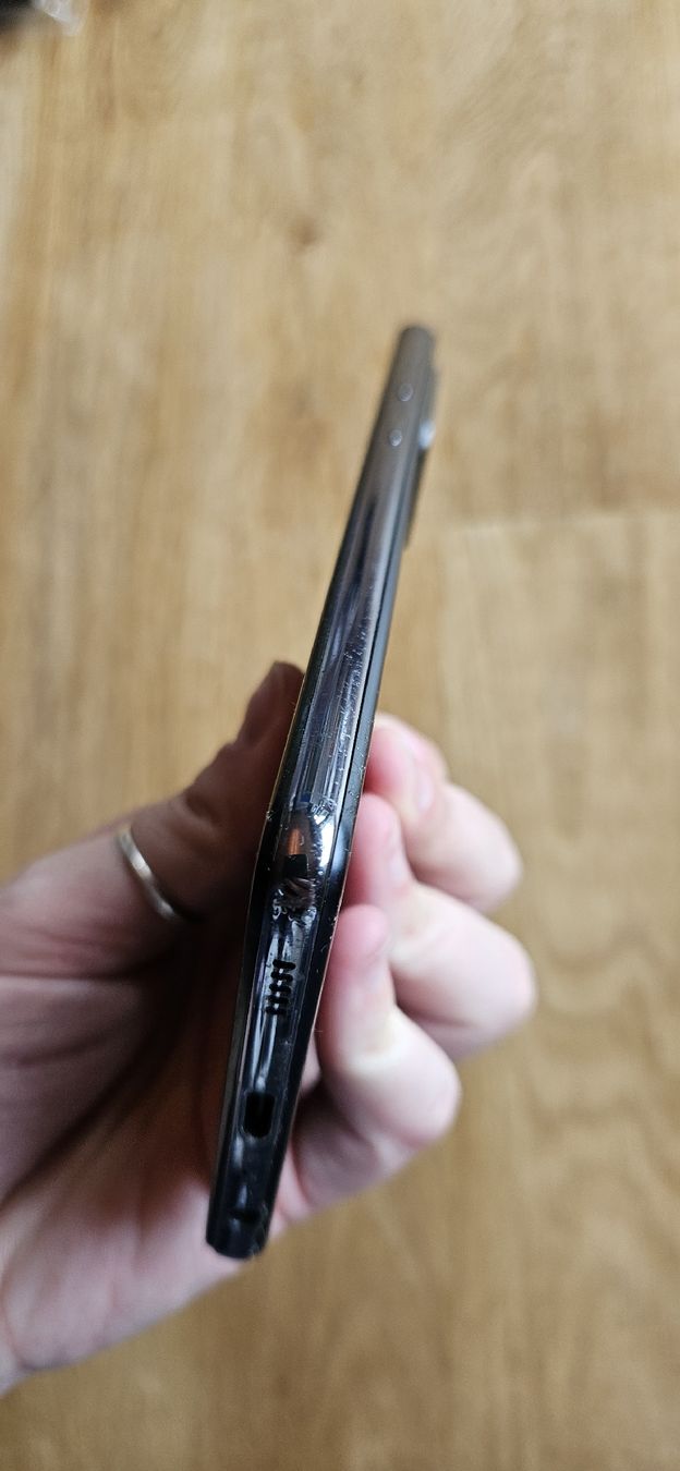 Samsung Telefoni cellulari / Smartphones: Samsung Galaxy A72, G5 schwarz, – Usato da Morschach venduto da Jean_Nine 3