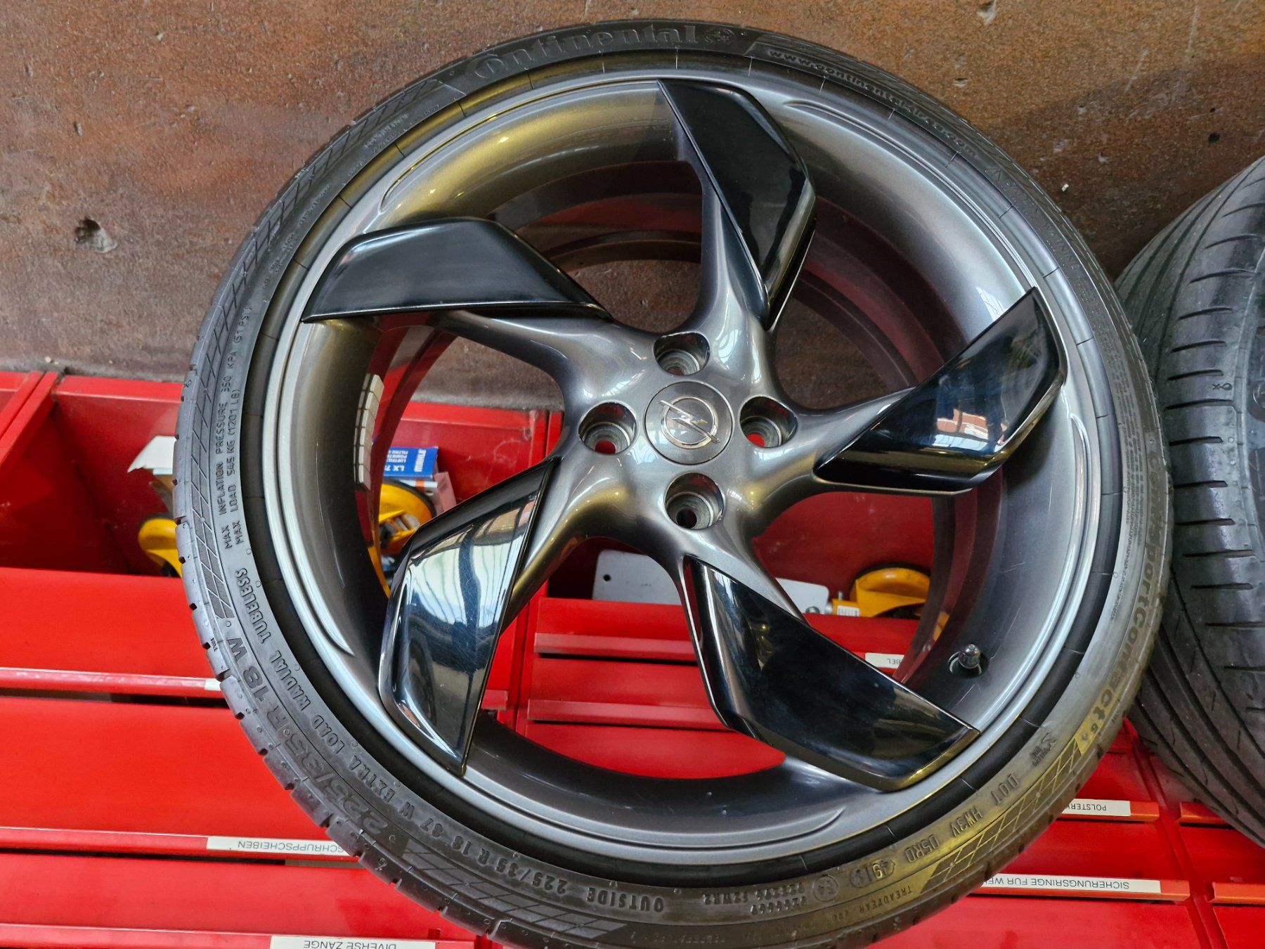 Opel Pneus & Kompletträder: Sommeräder – Gebraucht aus Egg b. Zürich von opc62 2