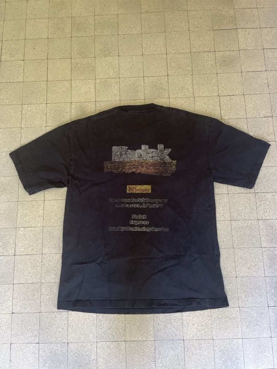 T-shirt: Vintage Kodak T-Shirt – Usato da Basel venduto da Buechermensch