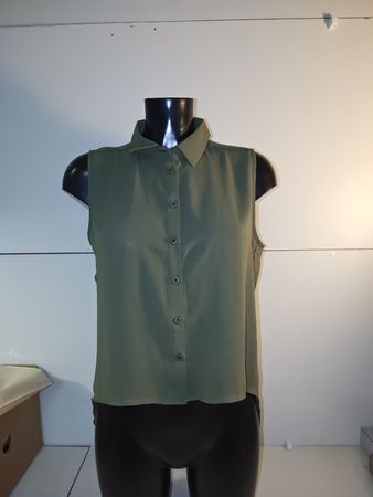 Bluse, Ärmellos in Khaki, in Gr. S, neu. (nov538)
