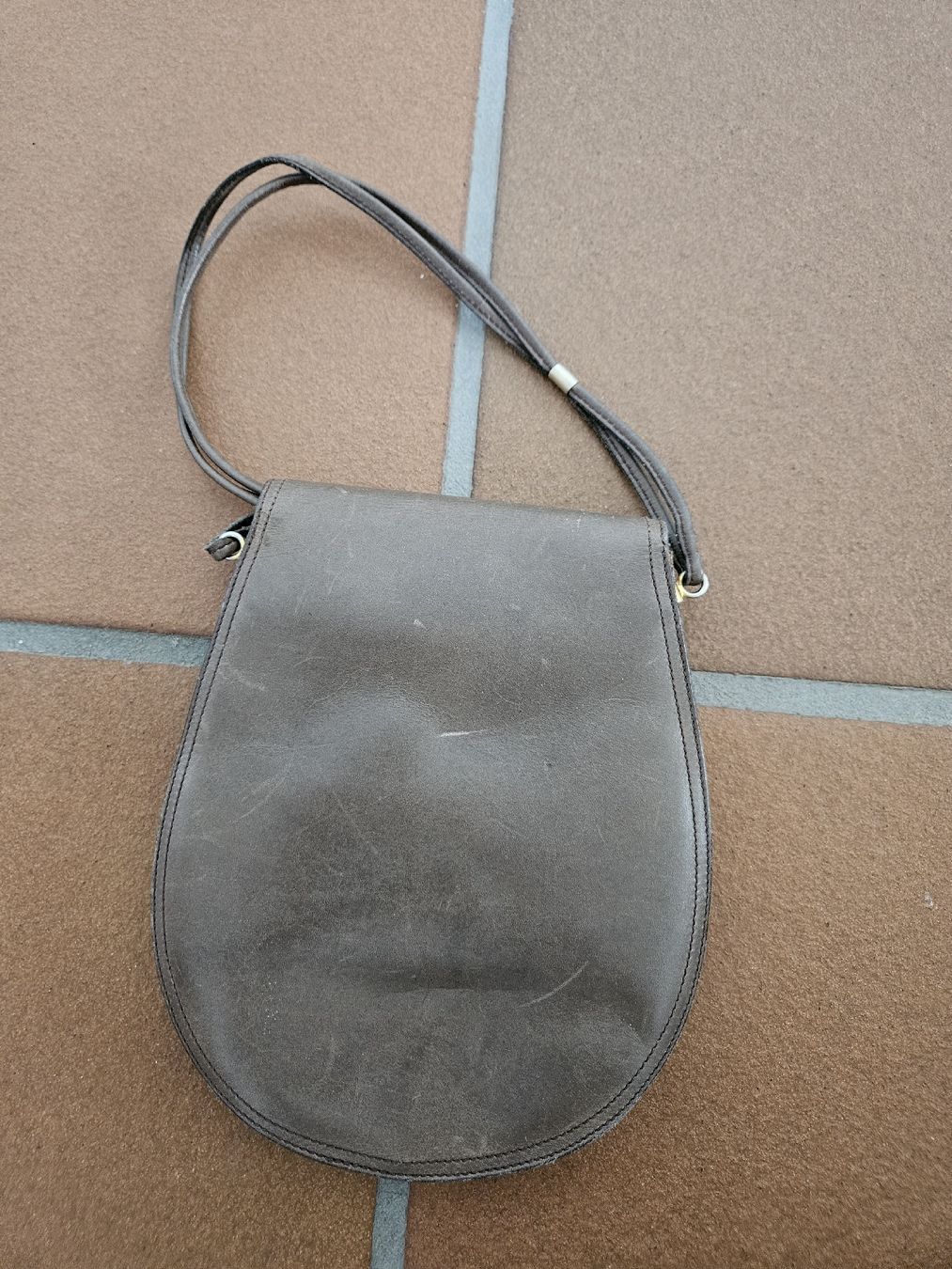 Borse da donna: Vintage Ledertasche – Usato da Eschenbach SG venduto da MarThu 5