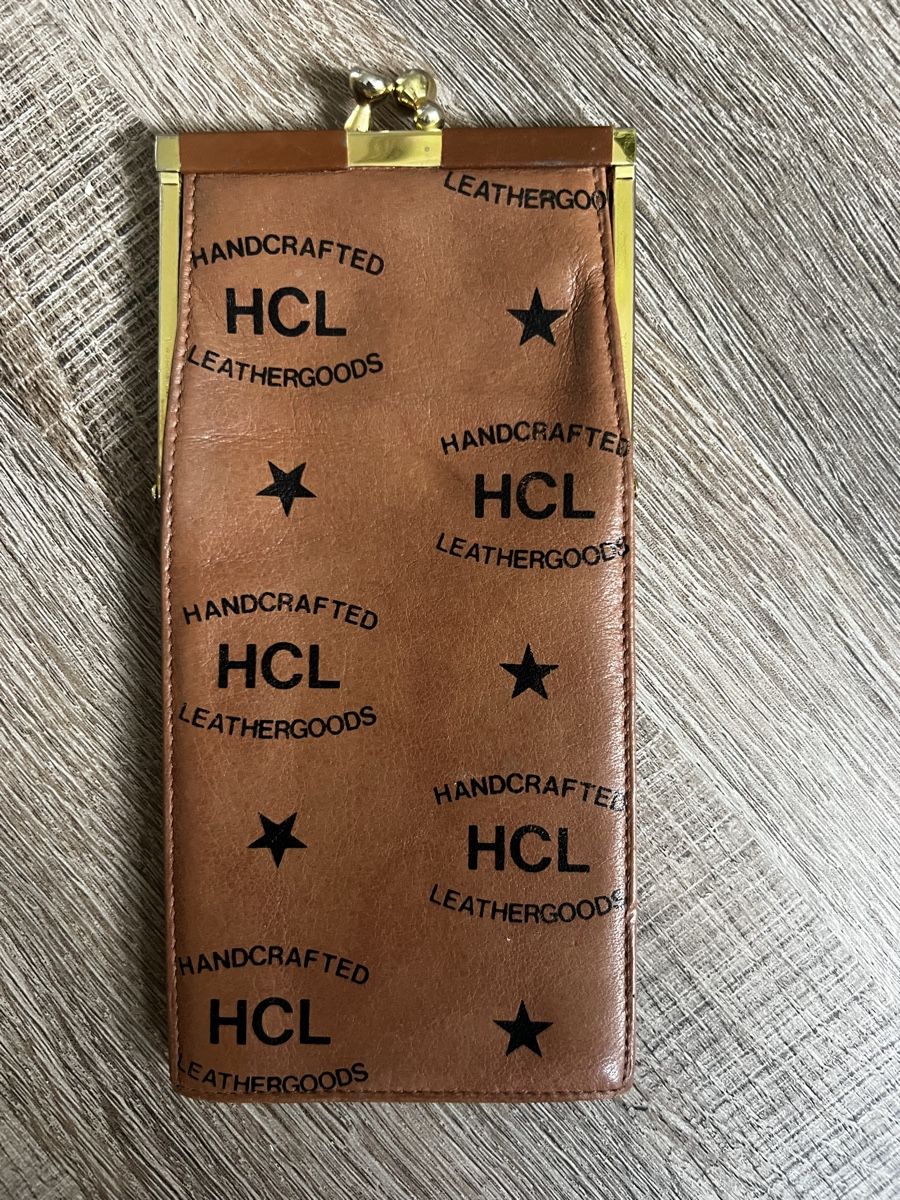 Altro in  Abbigliamento & Accessori: Brillenetui HCL Leder braun gebraucht – Usato da Bern venduto da lin_5qtq 1