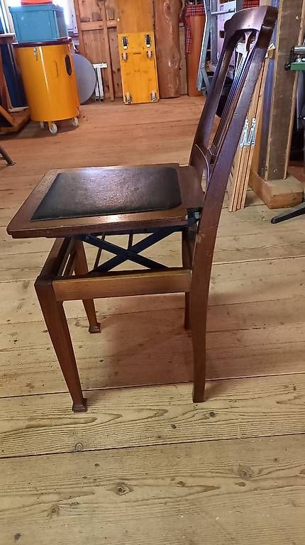 Chaises: Klavierstuhl verstellbar – D'occasion à Fischenthal par daska2 1