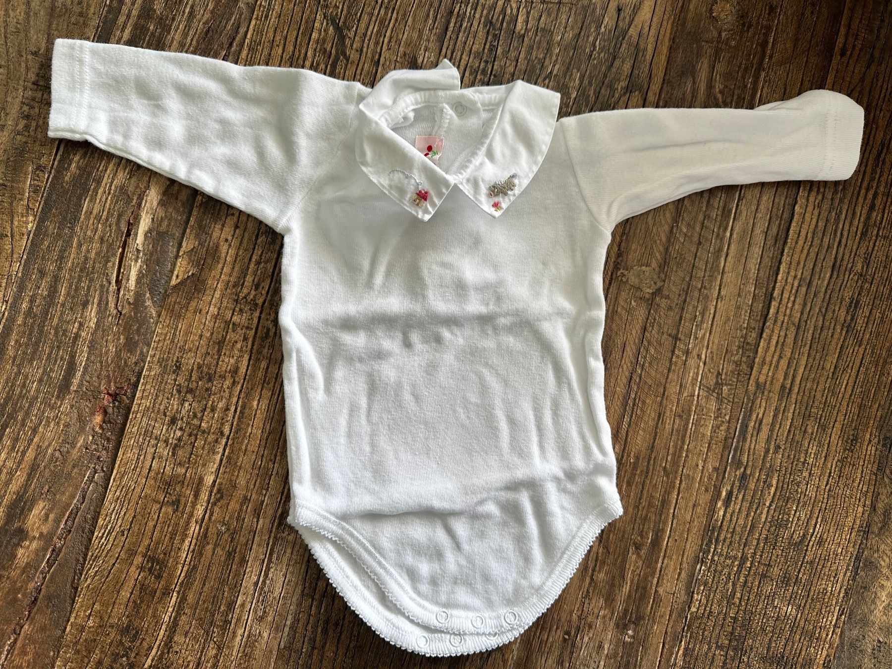 Camicie, Top & T-shirt: Bonpoint Body 1M Newborn weiss – Usato da Wollerau venduto da NinaWollerau