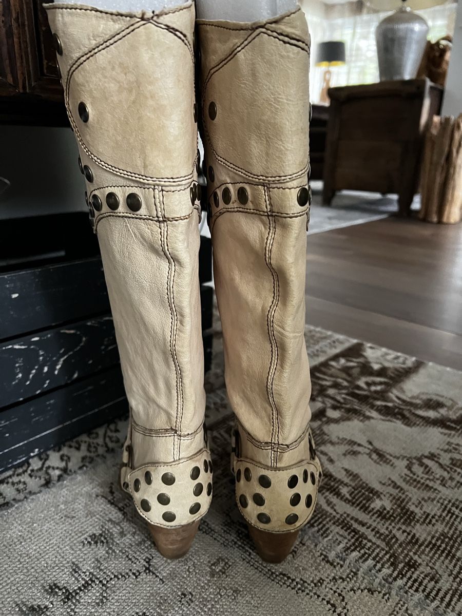 Scarpe da donna: Vera Gomma Stiefel beigefarbene Leder – Nuovo (secondo la descrizione) da Rorschach venduto da lvi_p29s 3