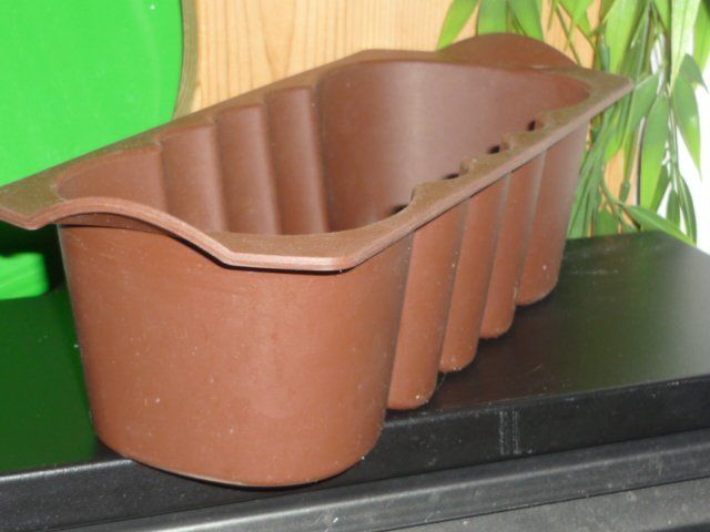 Tupperware Contenitori & Simili: TUPPERWARE FÜR KUCHEN – Usato da St.Gallen venduto da Anso 3