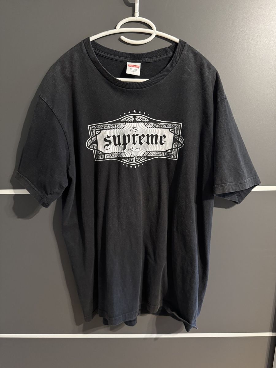 Supreme T-shirt: Supreme Top Shotta Shirt | SS22 – Usato da Bättwil venduto da Luc4.v1tn