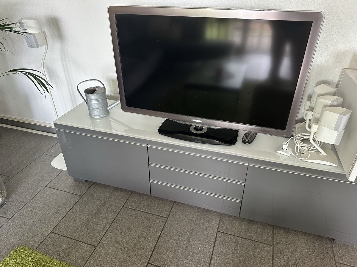 Sofas: Wohnzimmer Moebel Set: Sofa, Sessel, Tisch, TV-Möbel – D'occasion à Erlinsbach par Hunzis 3