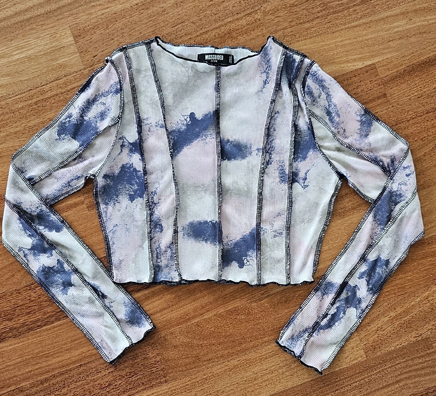Camicette, T-shirt & Top: Missguided Shirt, Gr. 34, Langarm – Usato da Altendorf venduto da Goldi1