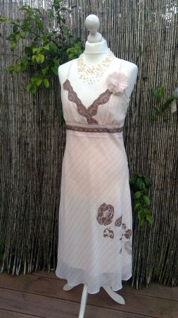 Robe rose pâle écru voilage dentelles VERO MODA, taille 38