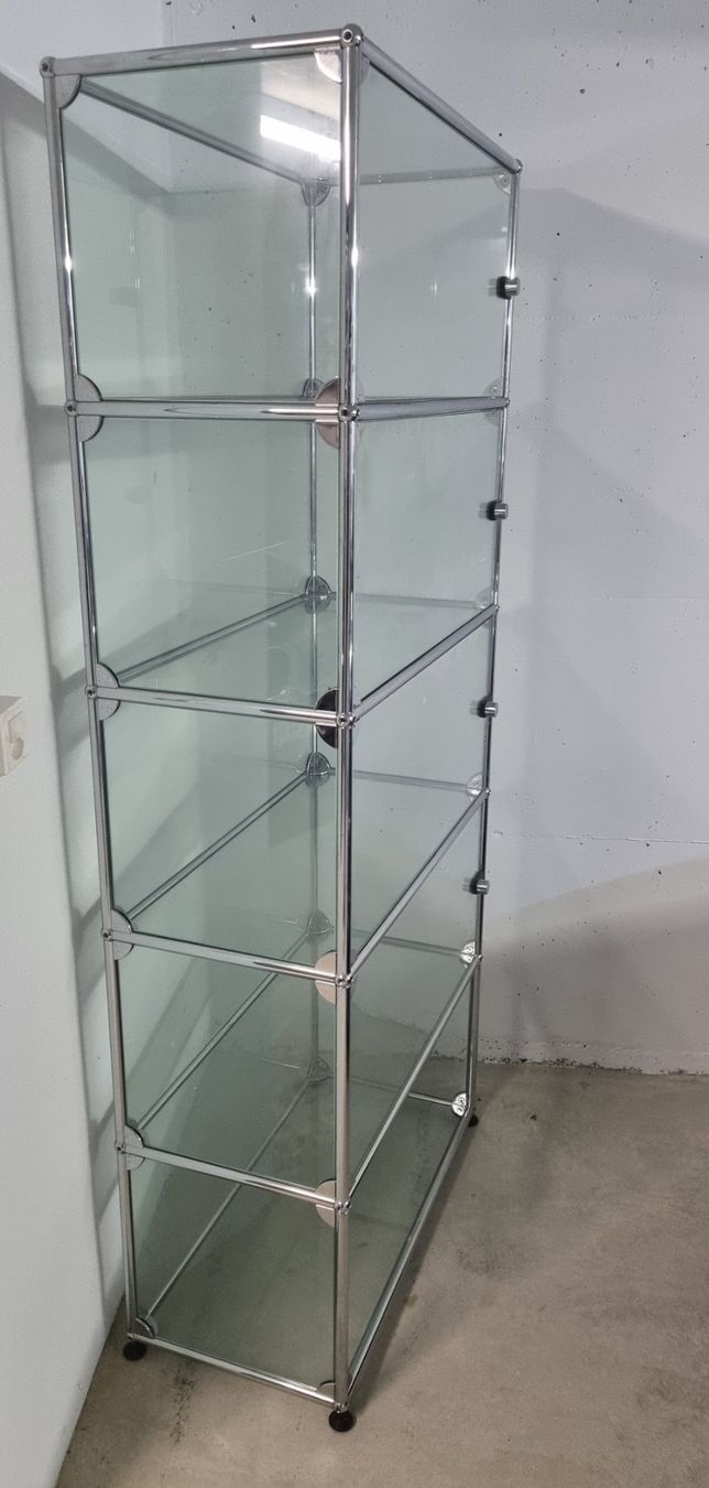 Vetrine: usm Glasvitrine – Usato da Arni BE venduto da bomba15 1
