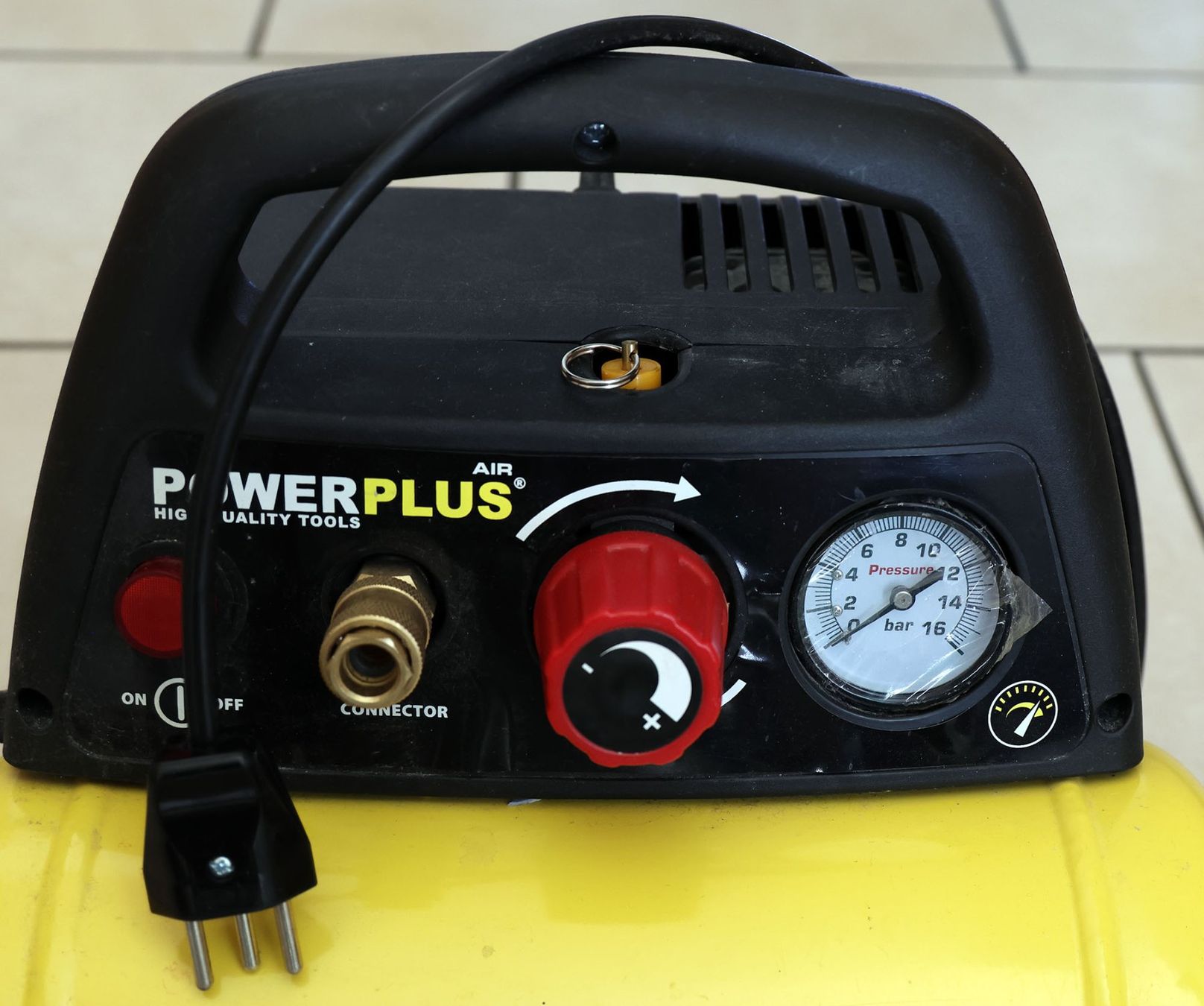 Compresseurs: Kompressor PowerPlus 180l/min – D'occasion à Frick par TOMAPO 1