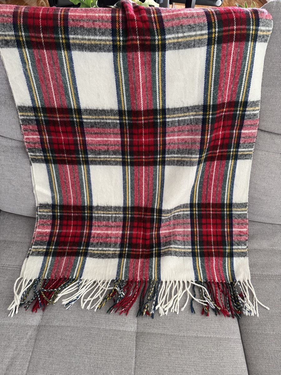 Asos Foulards & écharpes: Asos karierter Schal mit Fransen – D'occasion à Zürich par ljp_2hsx 1