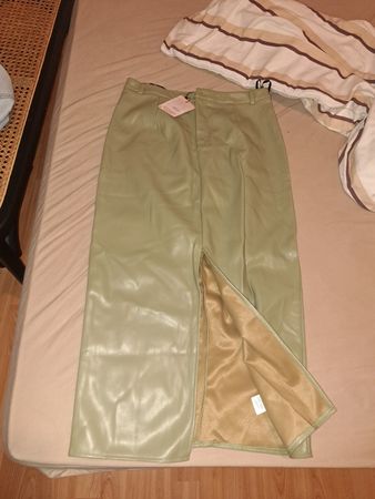 jupe miss guided taille 42 neuve