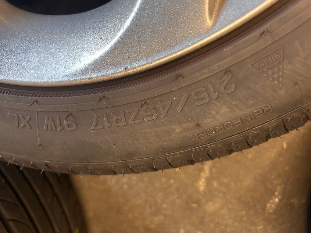 Pneus & Roues: 17 Zoll Räder Alfa Romeo – D'occasion à Romanshorn par Alfagtv6 1
