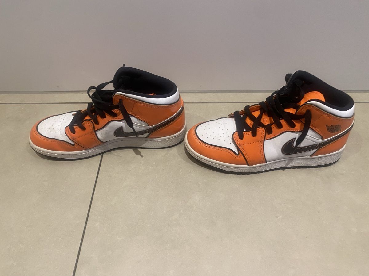 Jordan Scarpe da uomo: Jordan Sneaker Gr 40 – Usato da Forch venduto da Defkara 1