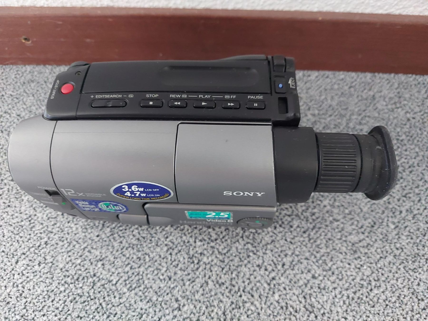 Sony Videocamere: Videokamera Sony – Usato da Rain venduto da Europool 2
