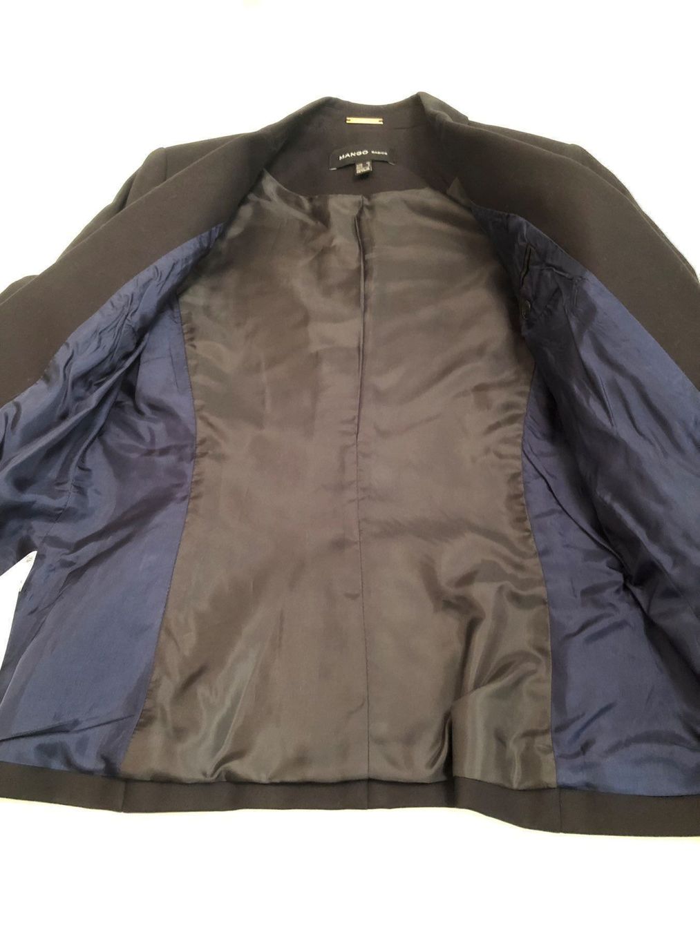 Costumi: Kostüm Mango  Farbe Schwarz – Nuovo (secondo la descrizione) da Adliswil venduto da Majeska 1