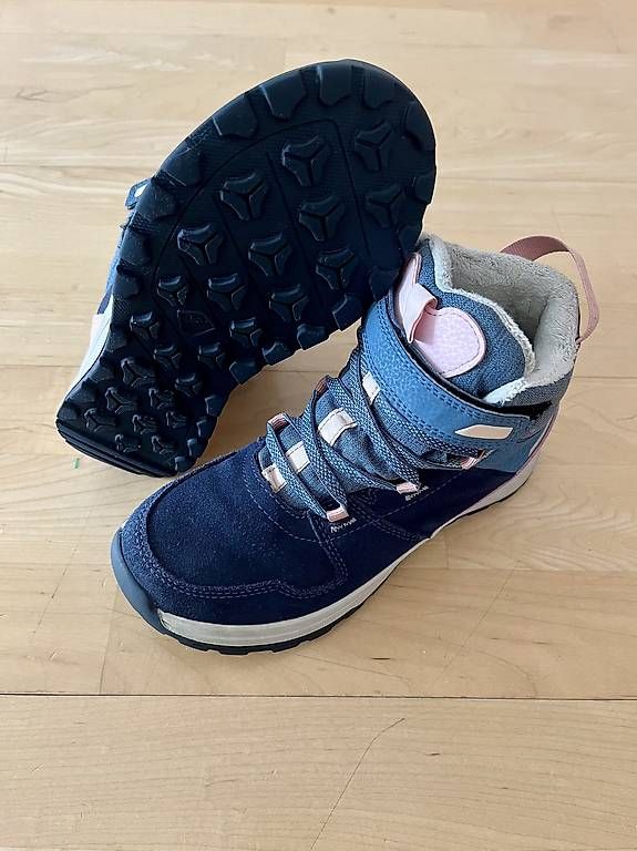 Scarpe per ragazzi: Winterschuhe QUECHUA Kinder, blau/rosa, Gr. 33 – Usato da Samedan venduto da sroo 1
