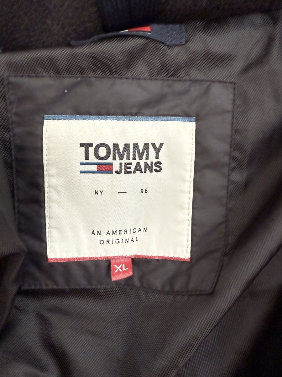 Tommy Hilfiger Giacche: Tommy Hilfiger Winterjacke – Usato da Luzern venduto da sydney01. 4