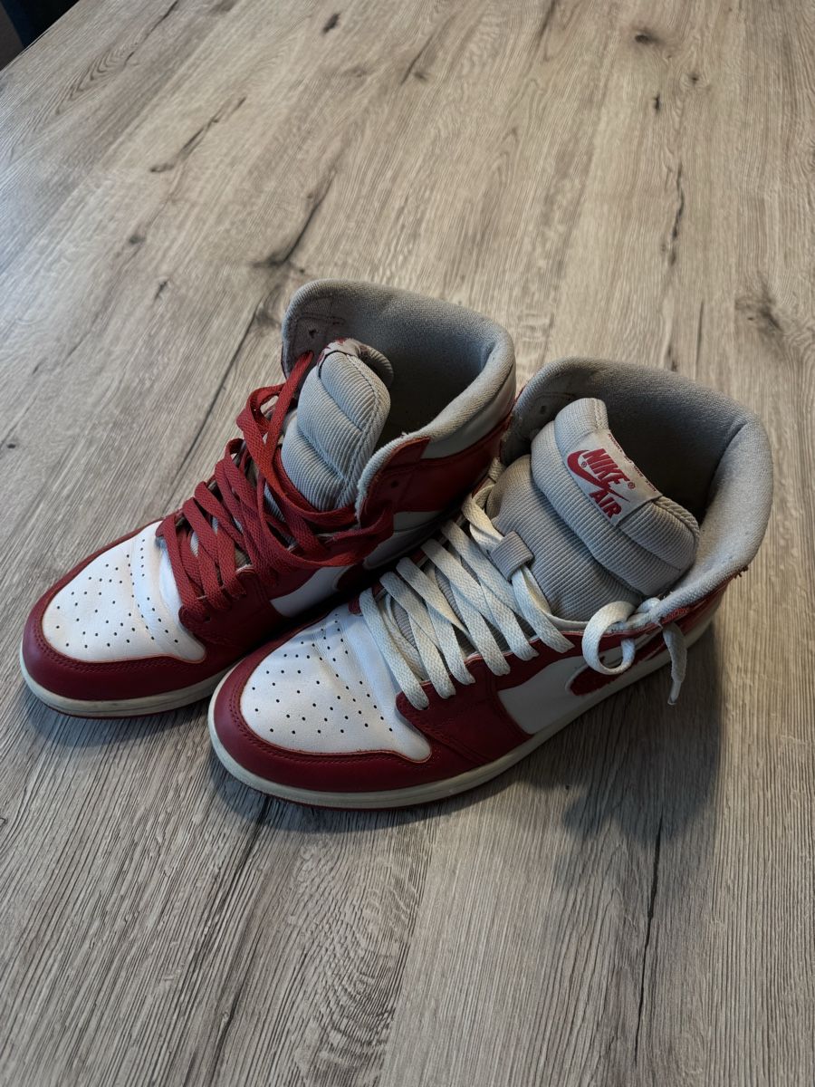 Jordan Scarpe da uomo: Nike Air Jordan 1 – Usato da Villmergen venduto da van_xv9t 2