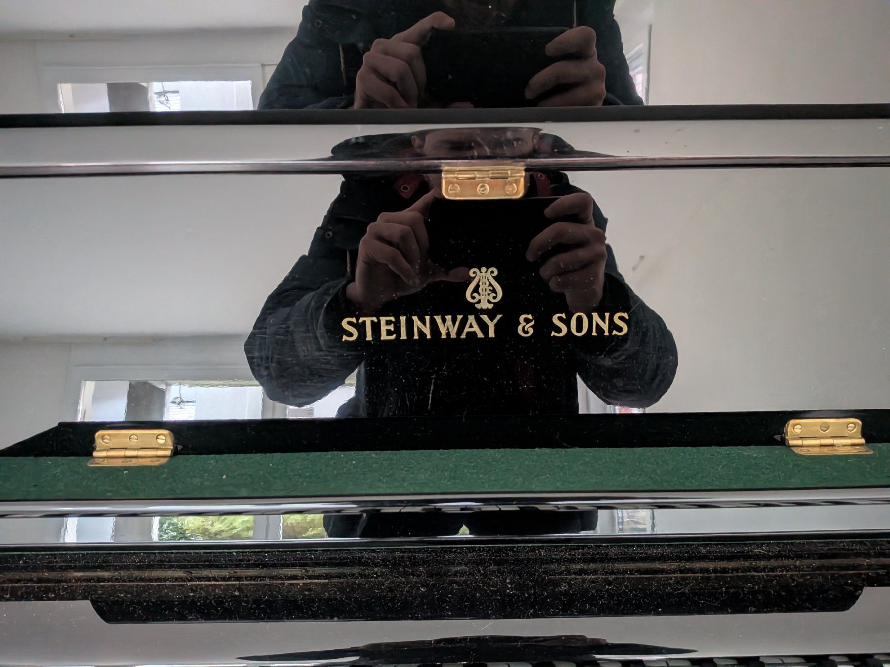 Steinway Musikinstrumente: Piano Steinway & Sons v 415606 – Gebraucht aus Stäfa von chajsie 2