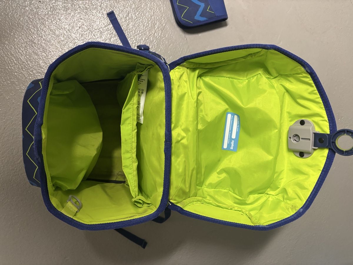 Sacs & sacs à dos: Schulranzen Ergobag mit Etui gebraucht – D'occasion à Grosswangen par esruk 2