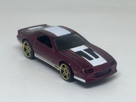 Hot Wheels '85 Chevrolet Camaro IROC Z