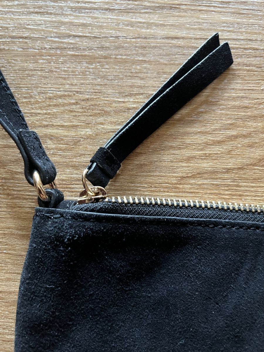Sacs femmes: Schwarze Wildleder Tasche / Pouch / Accessorize – Neuf (Voir description) à Biel/Bienne par LadyDita 2
