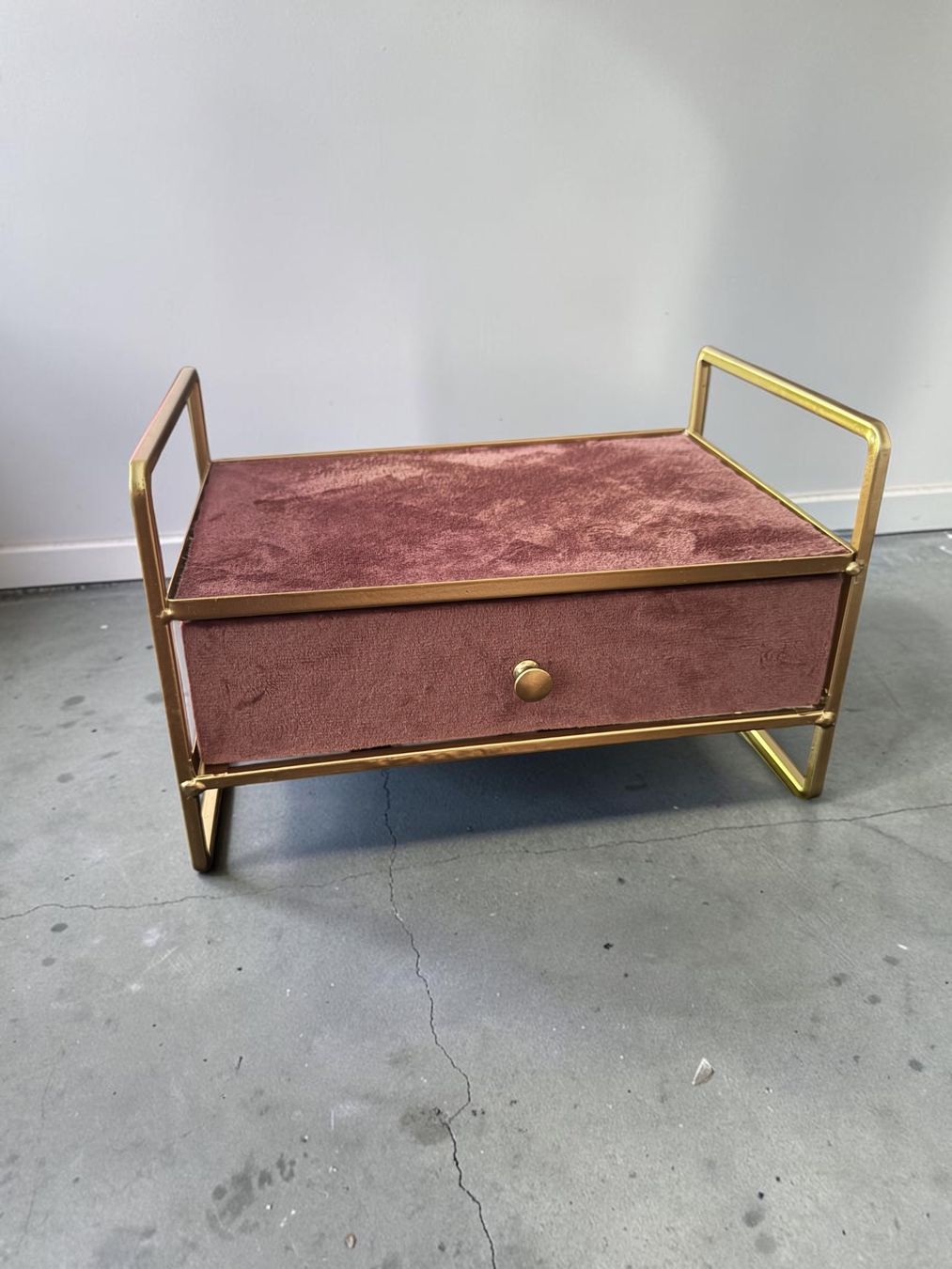 Coffrets à bijoux: Schmuckkästchen Samt Rosa Gold mit Schublade – Neuf (Voir description) à Bern par MissionAusmisten