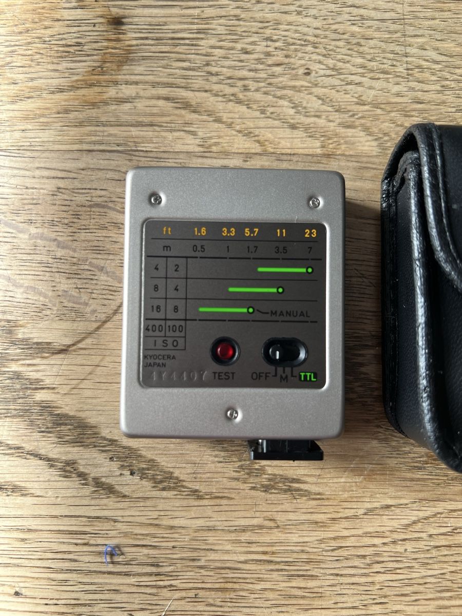 Contax Flashs: Contax TLA 140 Blitz – D'occasion à Zürich par analogeschatzkiste 1