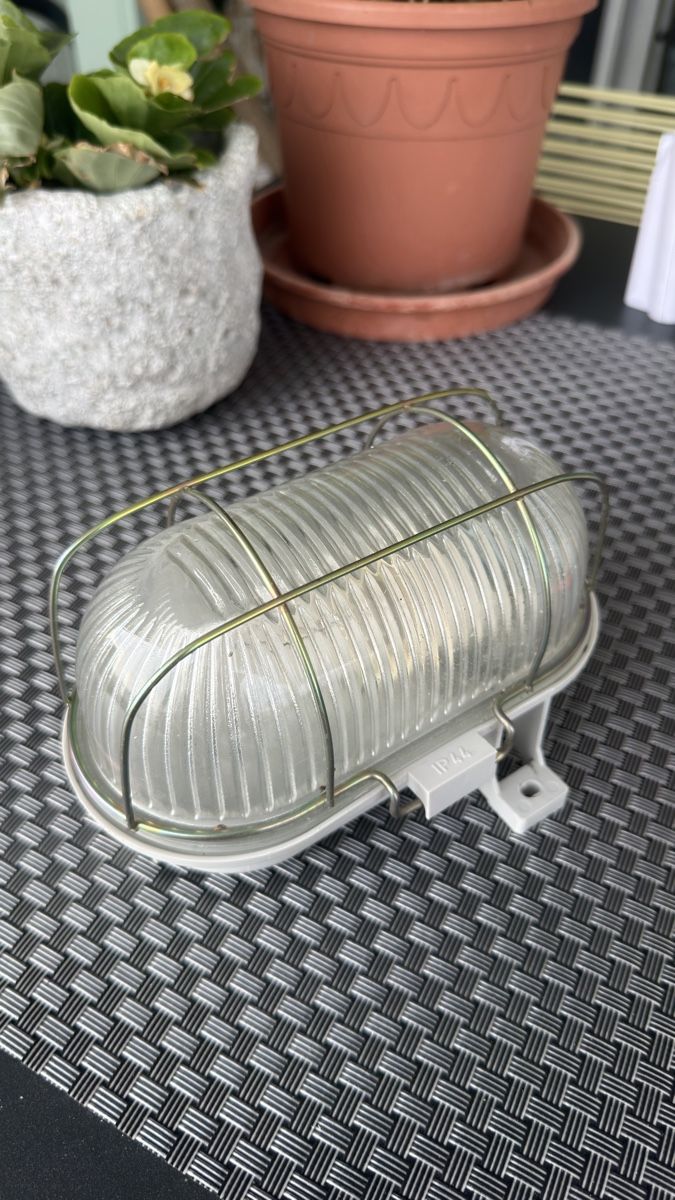 Lampade: Aussenleuchte IP44 Made in Germany max. 60W – Usato da Wolfwil venduto da Poulet60