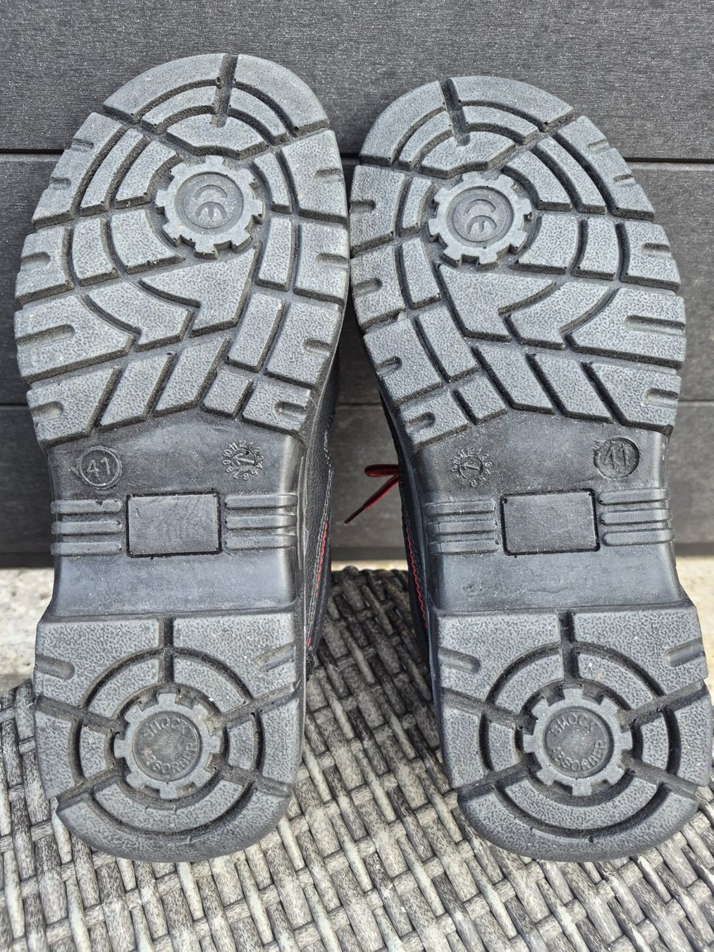 Scarpe da uomo: Chaussures de sécurité noires taille 41 – Usato da le landeron venduto da canette 3