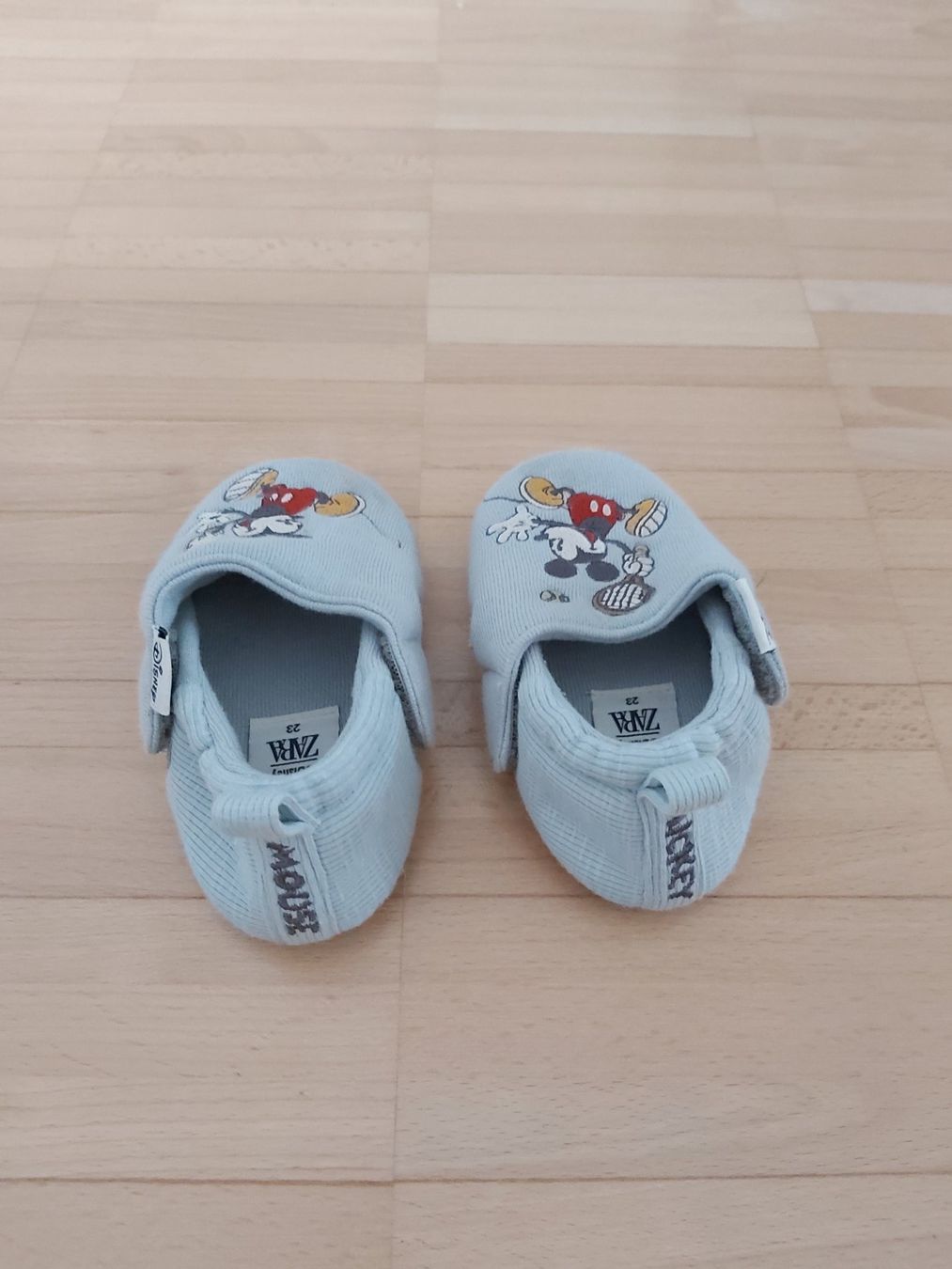 Zara Scarpe per ragazzi: Hausschuhe Mickey Zara Grösse 23 – Usato da Frauenfeld venduto da mariom02 2