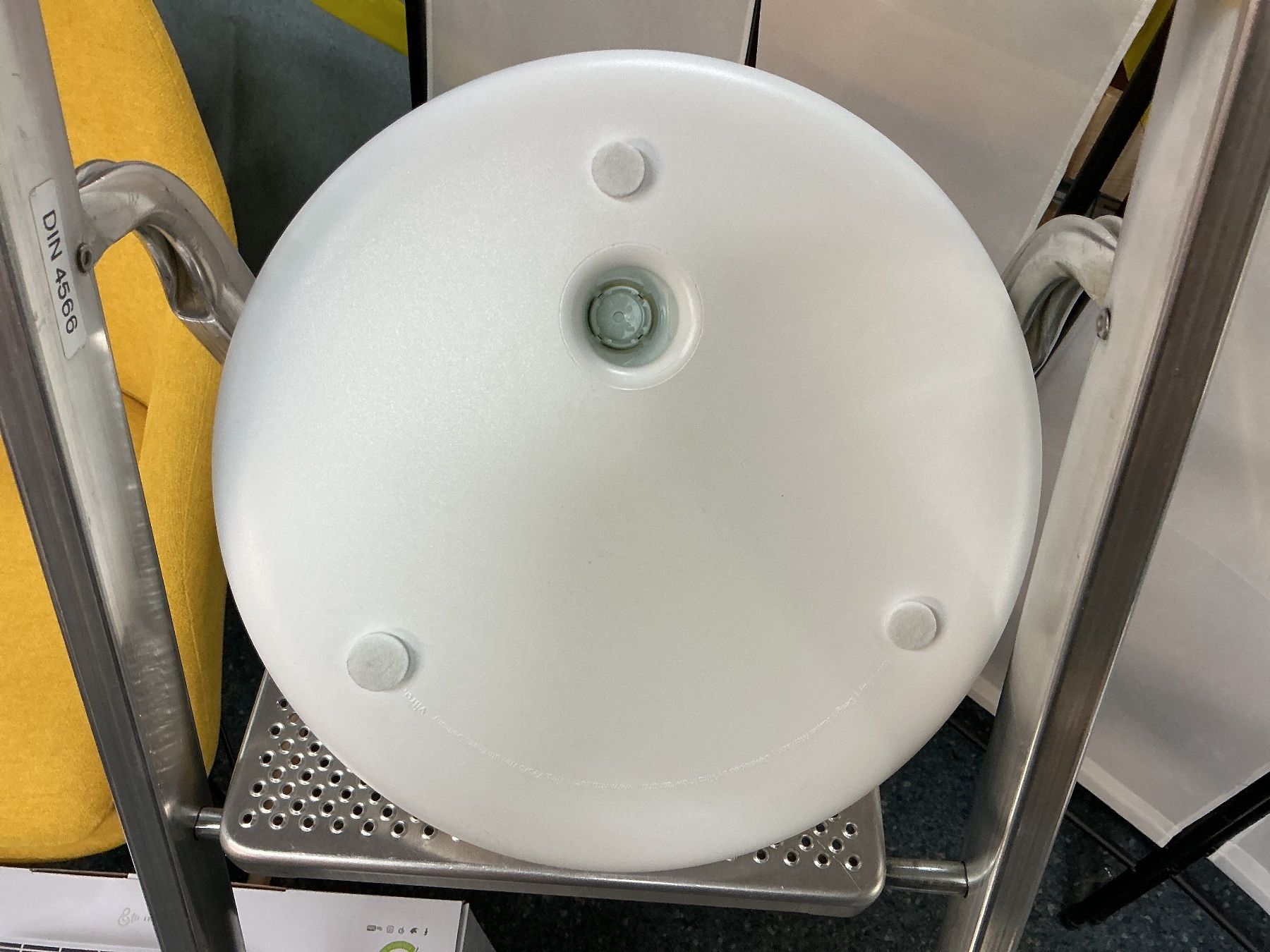 Servierplatten: vitra Anbietschale – Gebraucht aus Bern von vielerart 2