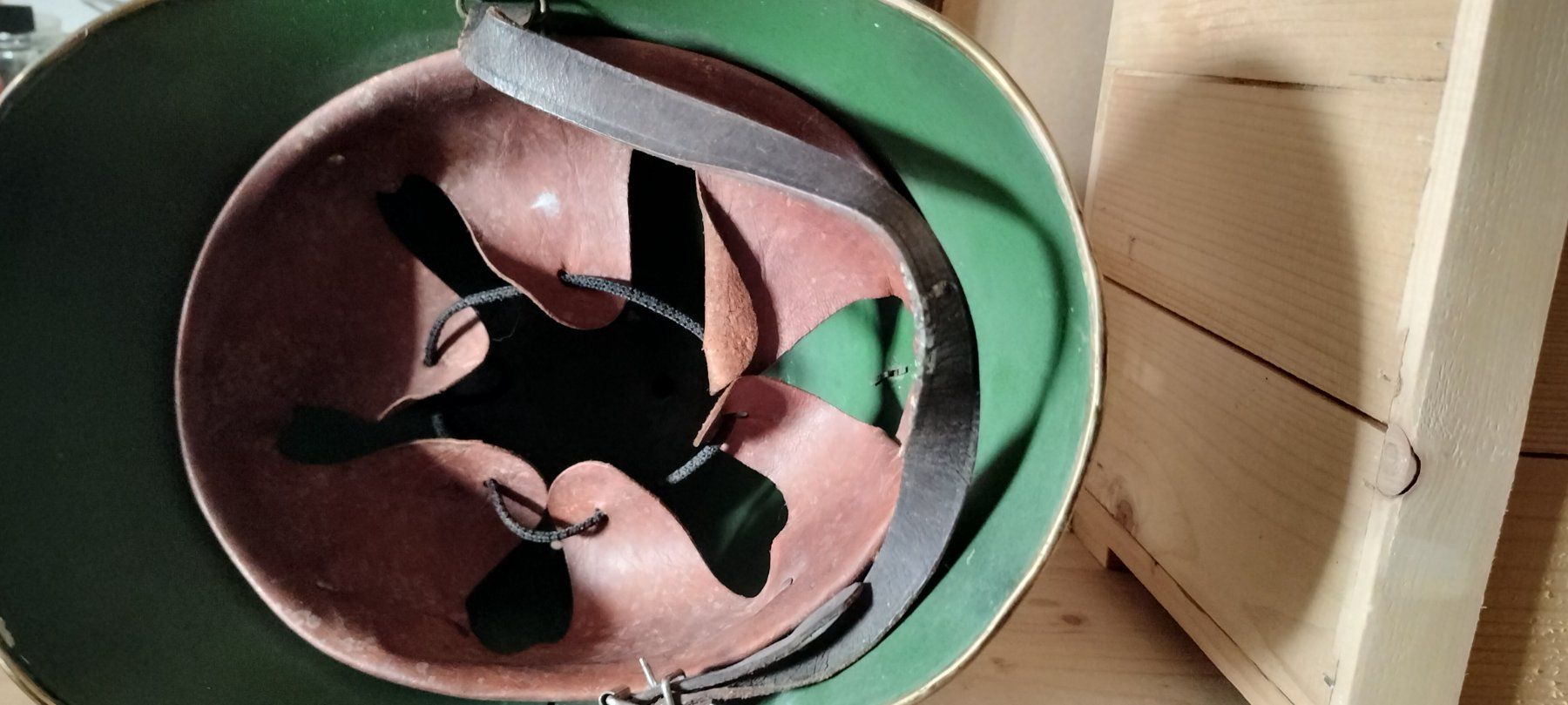 Pompieri: Feuerwehr Helm Alt Nr.5 – Usato da Gansingen venduto da Lisa-Jane 4