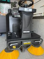 Aufsitz-Kehrmaschine KW5700Y neuwertig