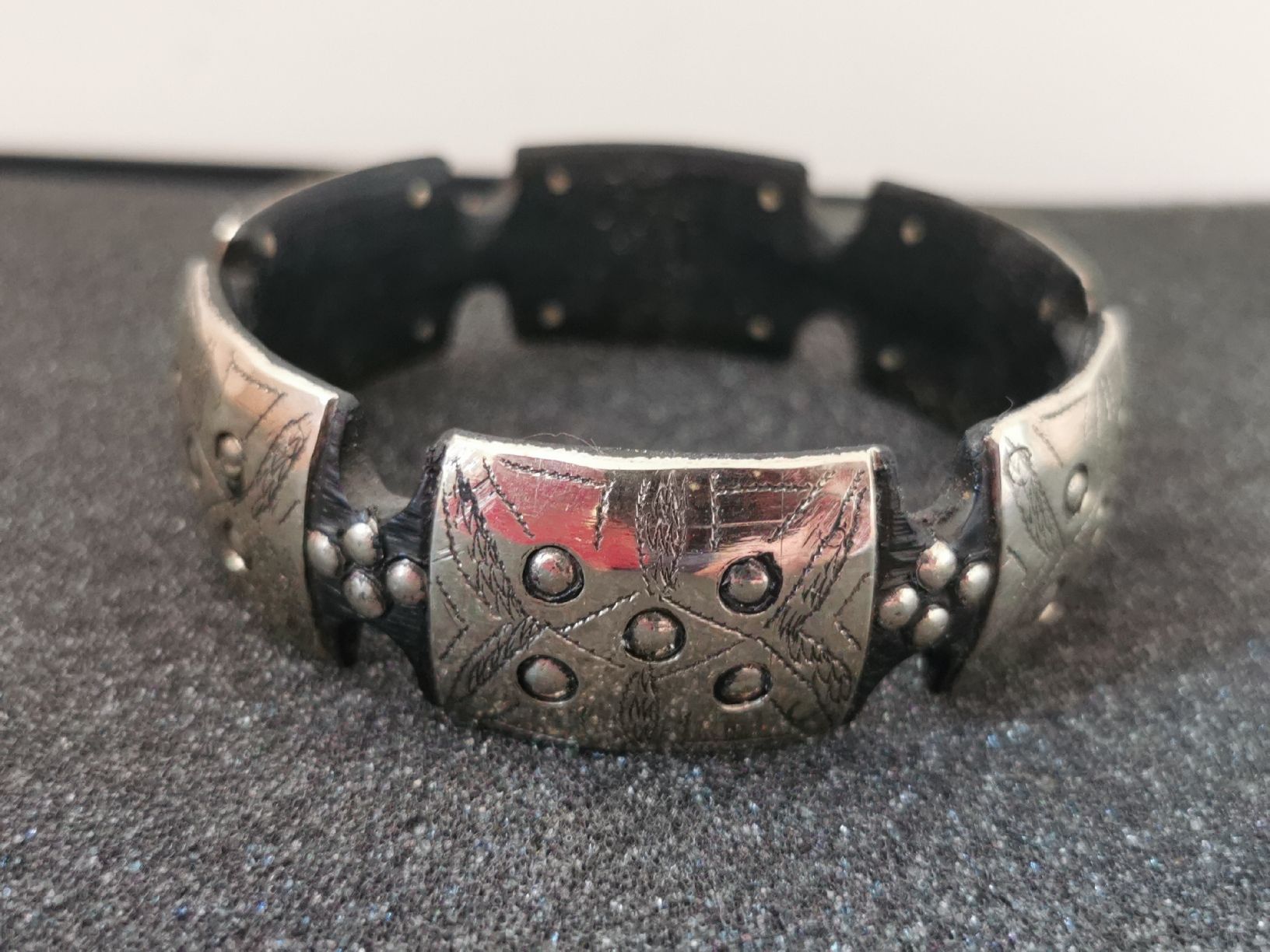Armbänder & -reifen: Armband mit Silber  – Neu und originalverpackt aus Schlieren von vlalif