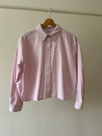 Reserved cropped shirt